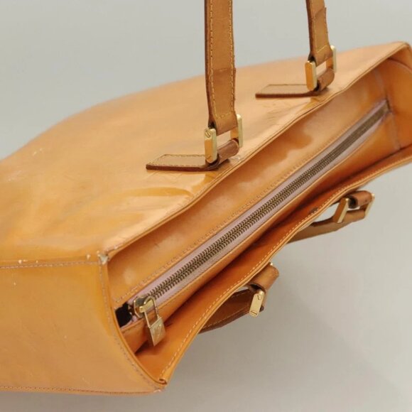 LOUIS VUITTON Monogram Vernis Columbus Bag Marshmallow Pink - Picture 6 of 15